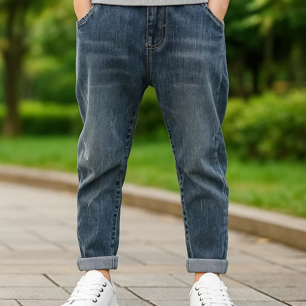 UrbanJeans – Casual & Trendy – Chłopięce spodnie jeansowe slim fit