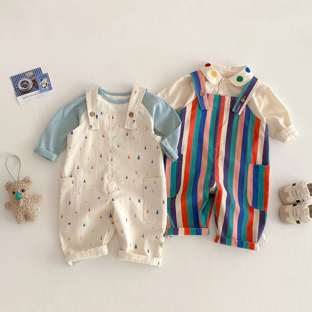 TinyStyle – Zabawne i wygodne – dziecięce ogrodniczki z nadrukiem