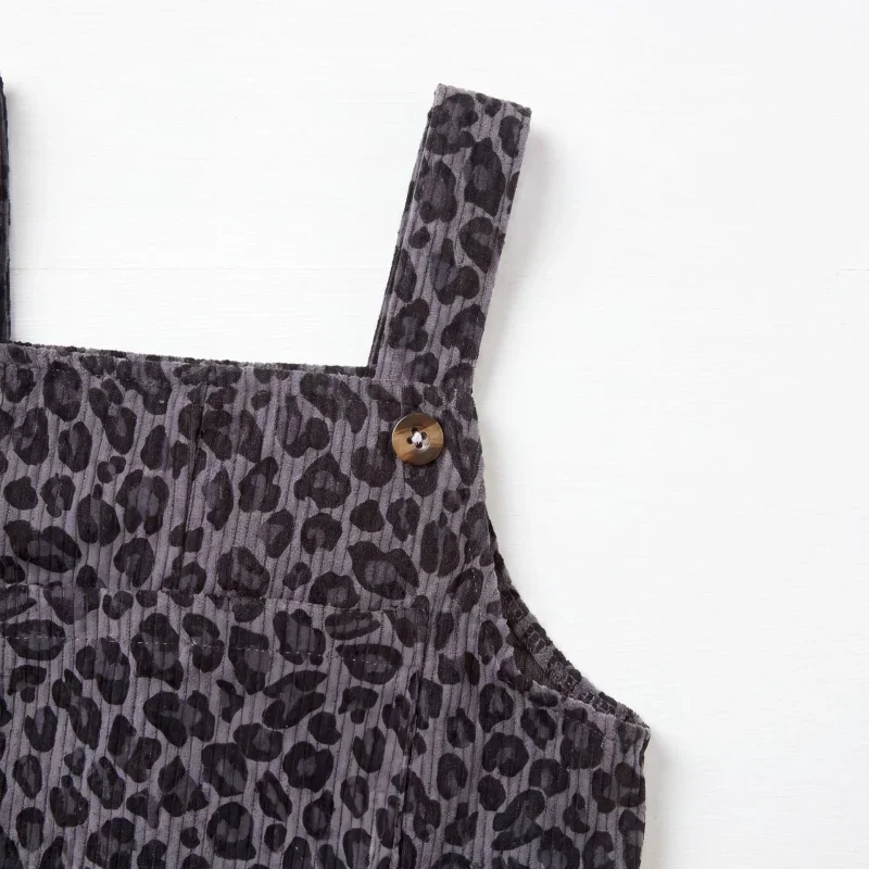 LeopardChic – Modne i wygodne – dziewczęce ogrodniczki w panterkę