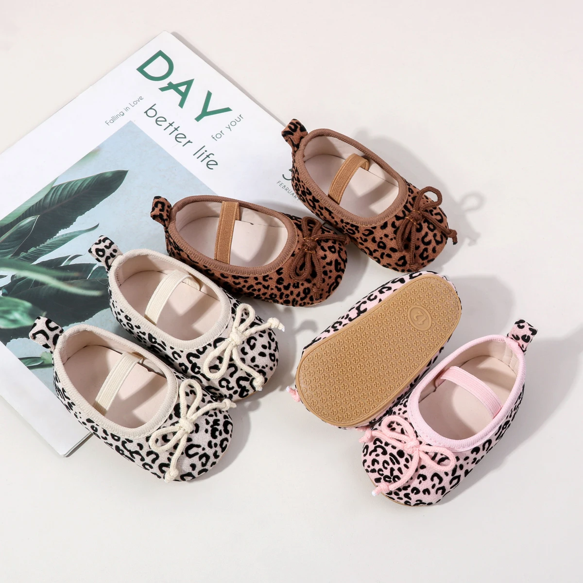 TinyStyle – Urocze i eleganckie – buciki dla dziewczynek w panterkę