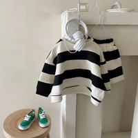 Thumbnail for LittleStyle – Weich & bequem – Gestreiftes Comfy-Set aus Baumwolle