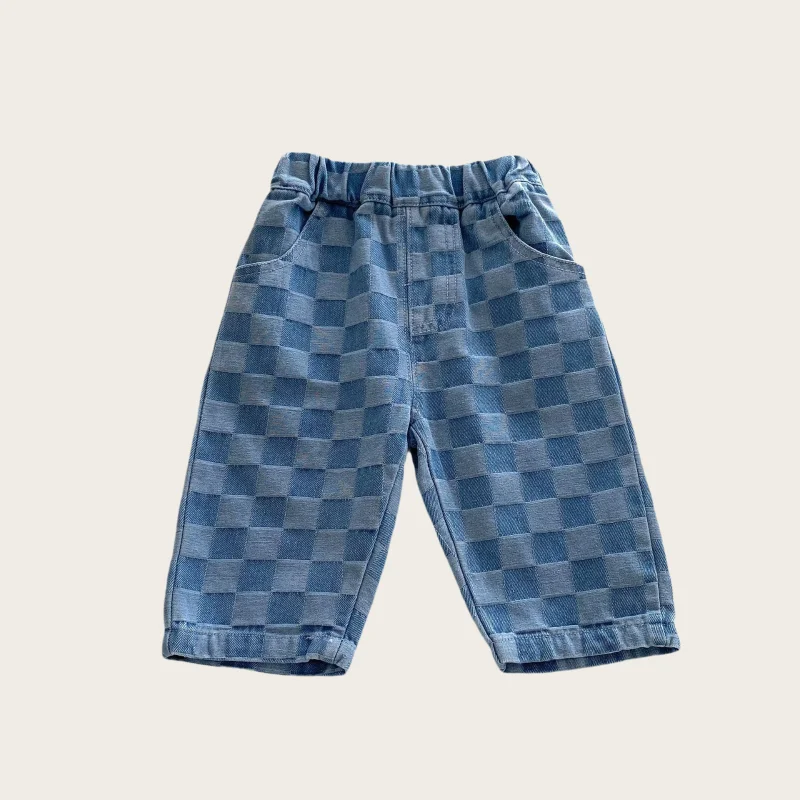 DenimCheck – Wygodne i modne – spodnie dziecięce w kratkę