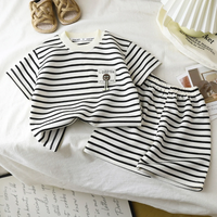 Thumbnail for Kids Stripe Outfit – Modne i wygodne – letni strój dla dzieci