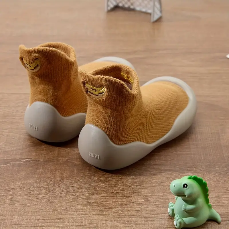 BareFoot – Naturalne chodzenie – buty dla niemowląt z elastyczną podeszwą