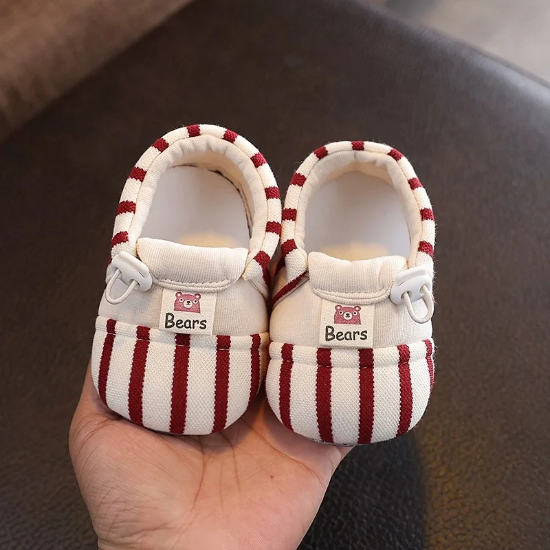 TinyToes – Miękkie i ciepłe – pierwsze buciki dla niemowląt w paski