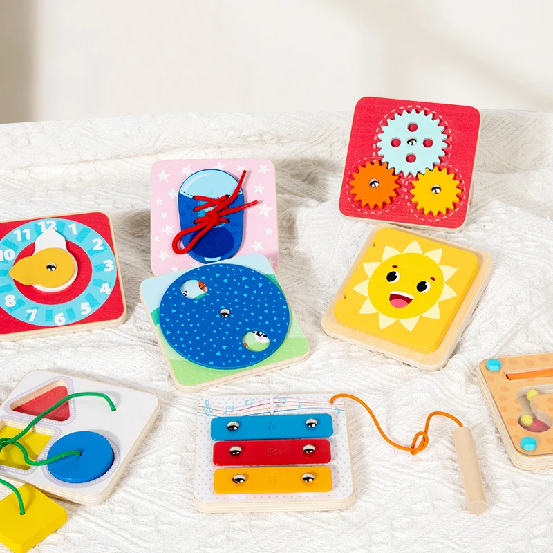 TinySkills – Kreatywne i edukacyjne – magnetyczna tablica zajęciowa Montessori