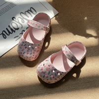 Thumbnail for FlowerFeet – Eleganckie i wygodne – sandały w kwiaty