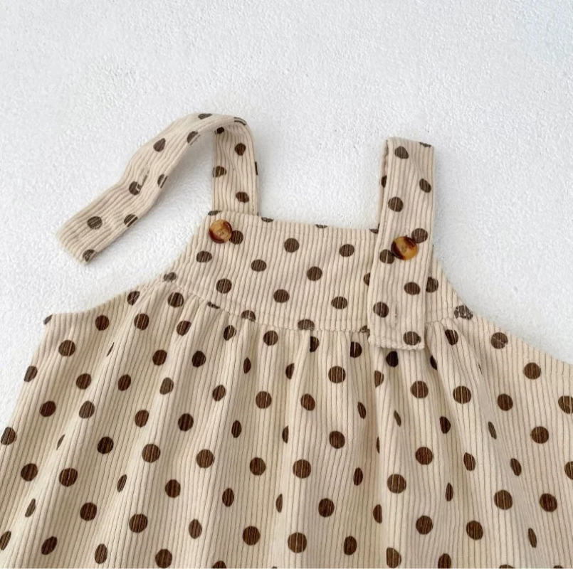 BabyBloom – Uroczy i wygodny – kombinezon w kropki