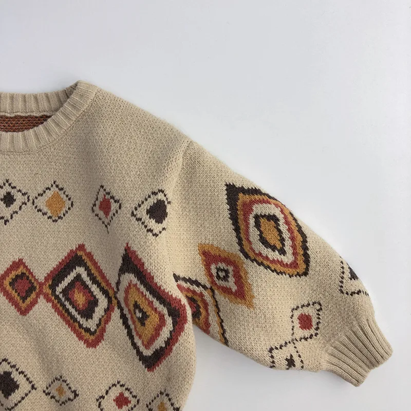 LittleRetro – Ciepły i stylowy – dziecięcy sweter z dzianiny z motywem rombów