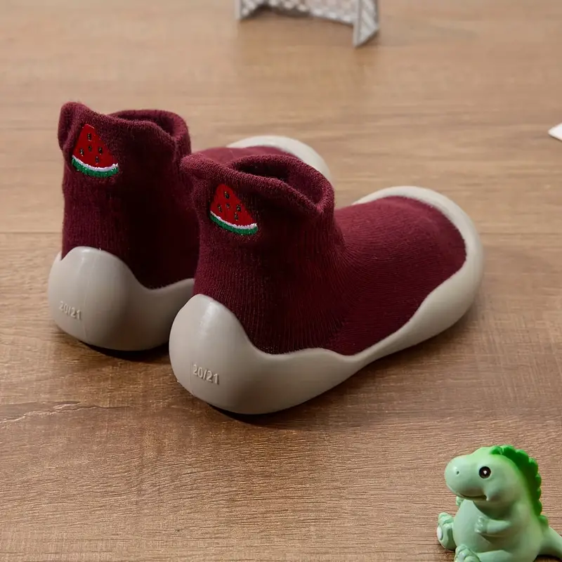 BareFoot – Naturalne chodzenie – buty dla niemowląt z elastyczną podeszwą