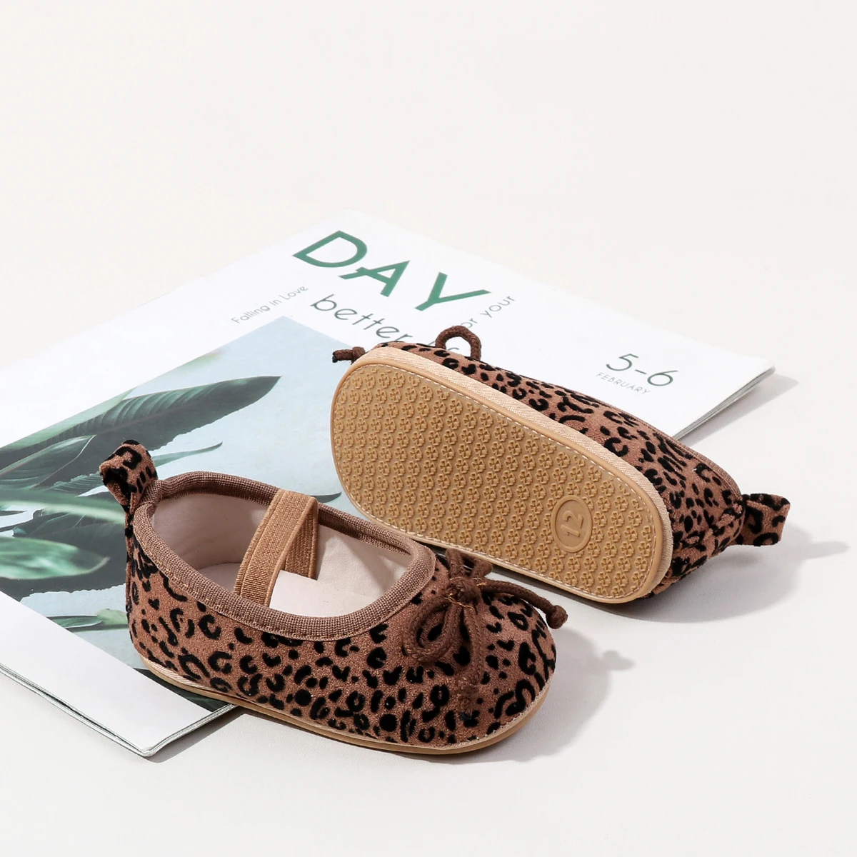TinyStyle – Urocze i eleganckie – buciki dla dziewczynek w panterkę