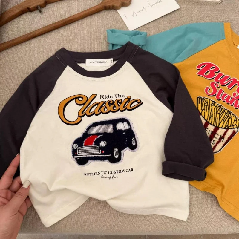 LittleRetro – Stylowe i modne – dziecięca koszulka z długim rękawem i nadrukiem graficznym