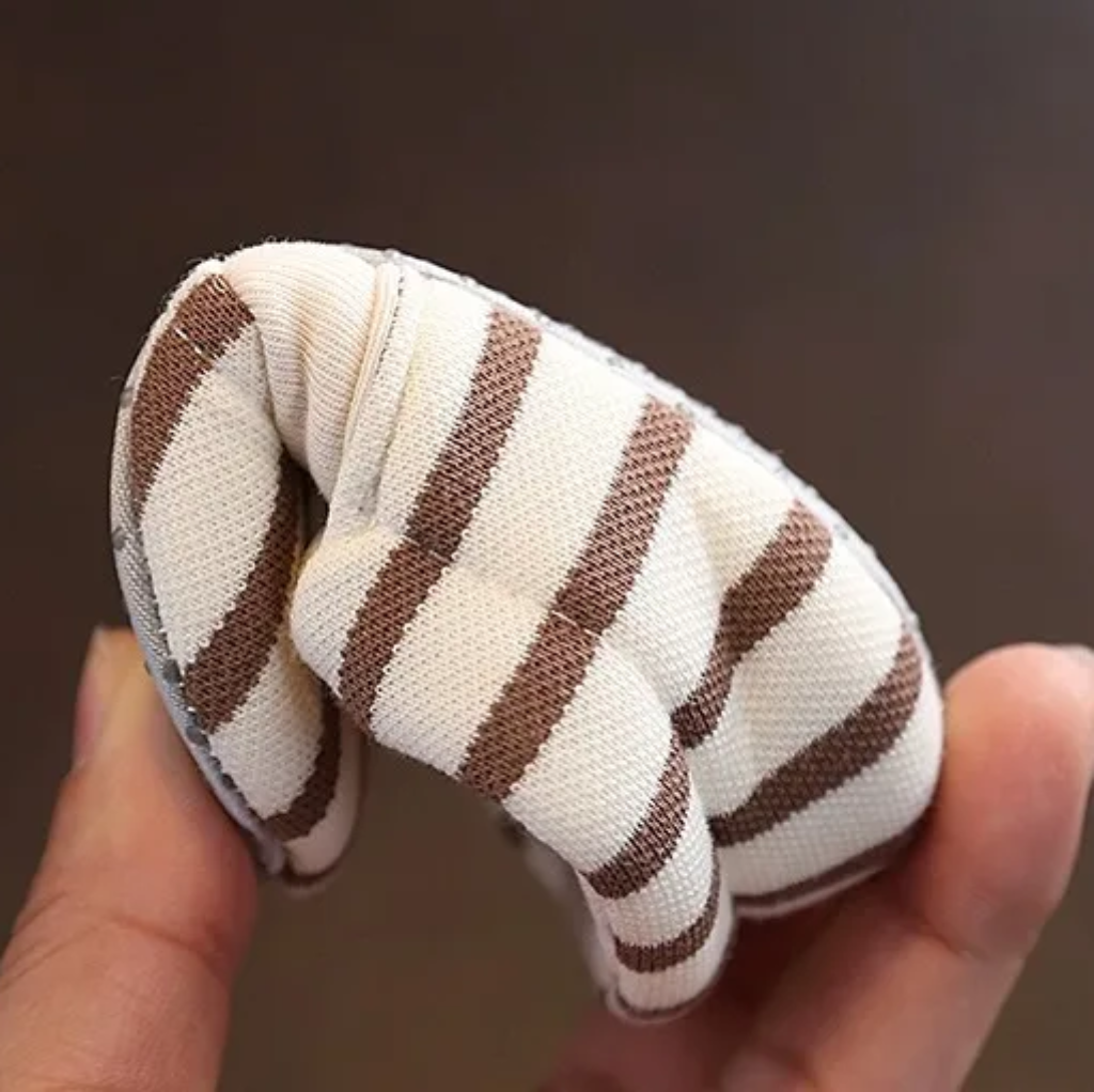 TinyToes – Miękkie i ciepłe – pierwsze buciki dla niemowląt w paski