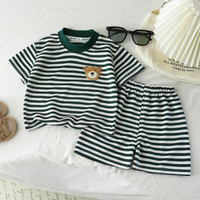 Thumbnail for Kids Stripe Outfit – Modne i wygodne – letni strój dla dzieci