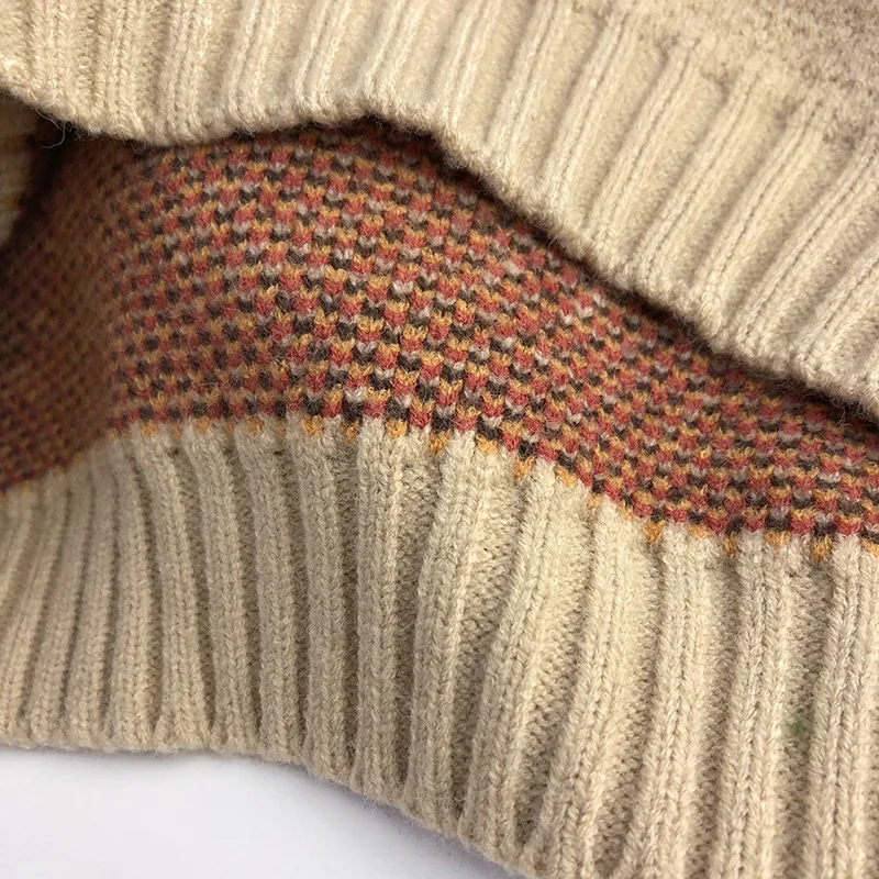 LittleRetro – Ciepły i stylowy – dziecięcy sweter z dzianiny z motywem rombów