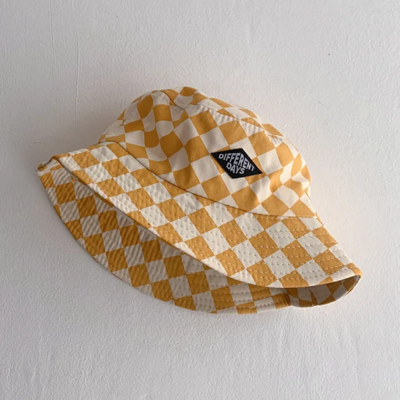 Bucket Hat – Uroczy i chroniący – dziecięcy kapelusz w kratkę