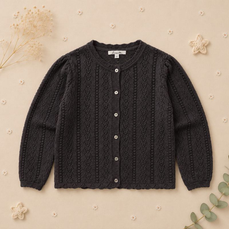 Buttoned Cardigan – Miękka i wygodna – dziecięca kamizelka z dzianiny