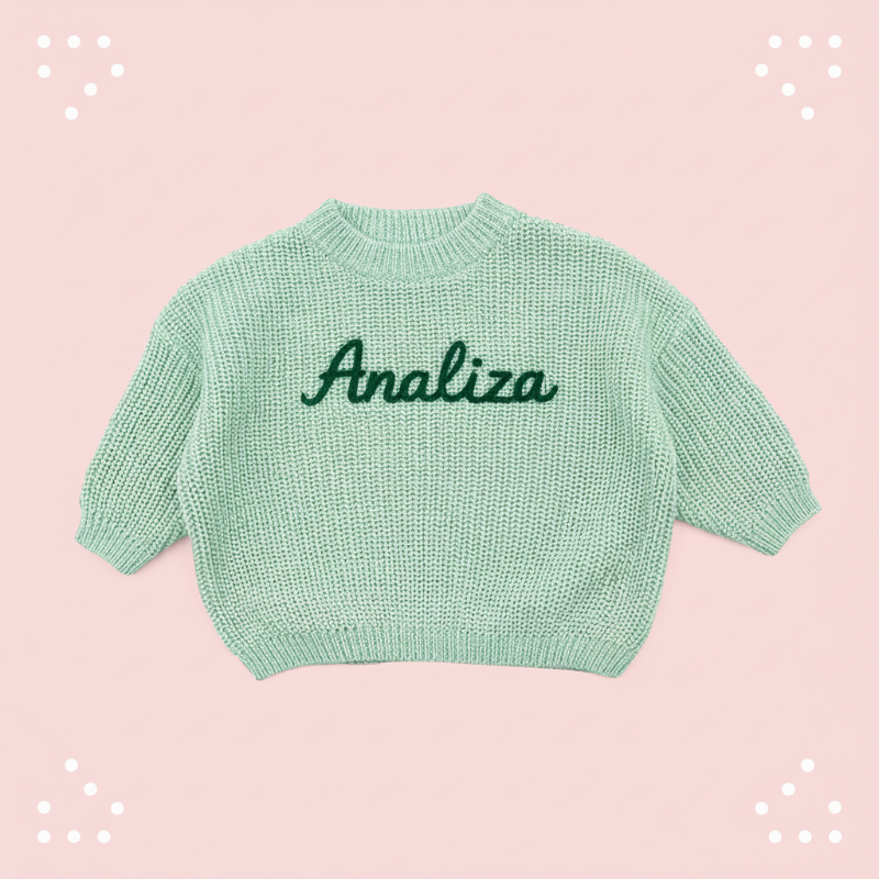 Personalized Baby Sweater – Wyjątkowy i uroczy – haftowany, spersonalizowany sweterek dla niemowląt