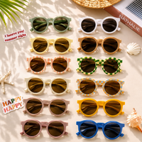 Thumbnail for Colorful Kids Sun Shades – Ochrona przed promieniowaniem UV i stylowy wygląd – okulary przeciwsłoneczne dla dzieci