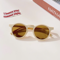 Thumbnail for Colorful Kids Sun Shades – Ochrona przed promieniowaniem UV i stylowy wygląd – okulary przeciwsłoneczne dla dzieci