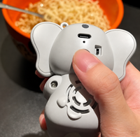 Thumbnail for FoodBreeze – Sprytne i przydatne – przenośna dmuchawka i urządzenie do schładzania gorących potraw