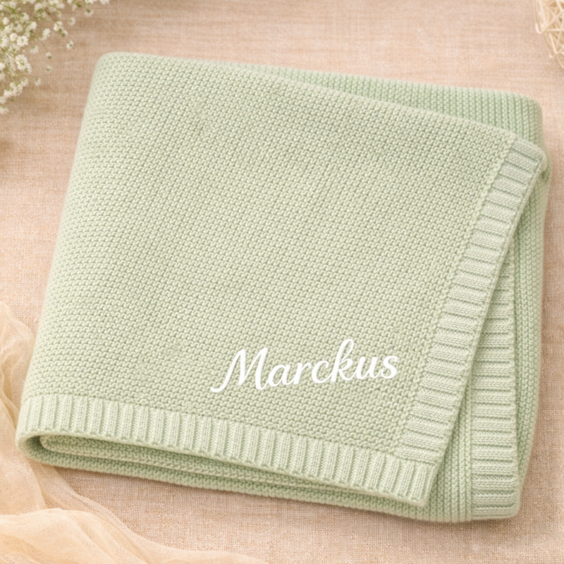 Personalized Baby Blanket – Miękki i wyjątkowy – bawełniany koc z indywidualnym haftem