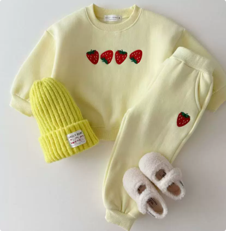 Mini Fashion™ - Sweter w truskawki - Odzież dziecięca