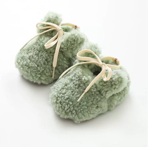 SnuggleBunny – Ciepłe i bezpieczne – antypoślizgowe kapcie Bunny