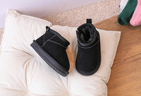 Thumbnail for CozySteps – Ciepłe i praktyczne – dziecięce botki
