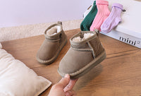 Thumbnail for CozySteps – Ciepłe i praktyczne – dziecięce botki