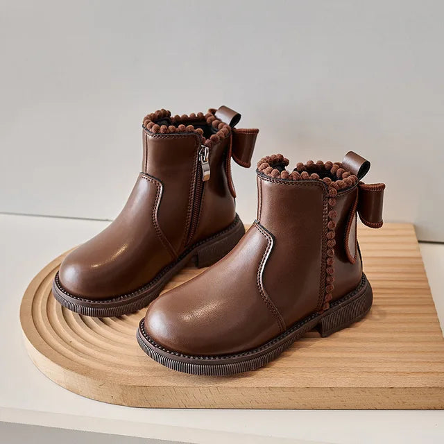 Mini Fashion – Komfort i styl – skórzane botki