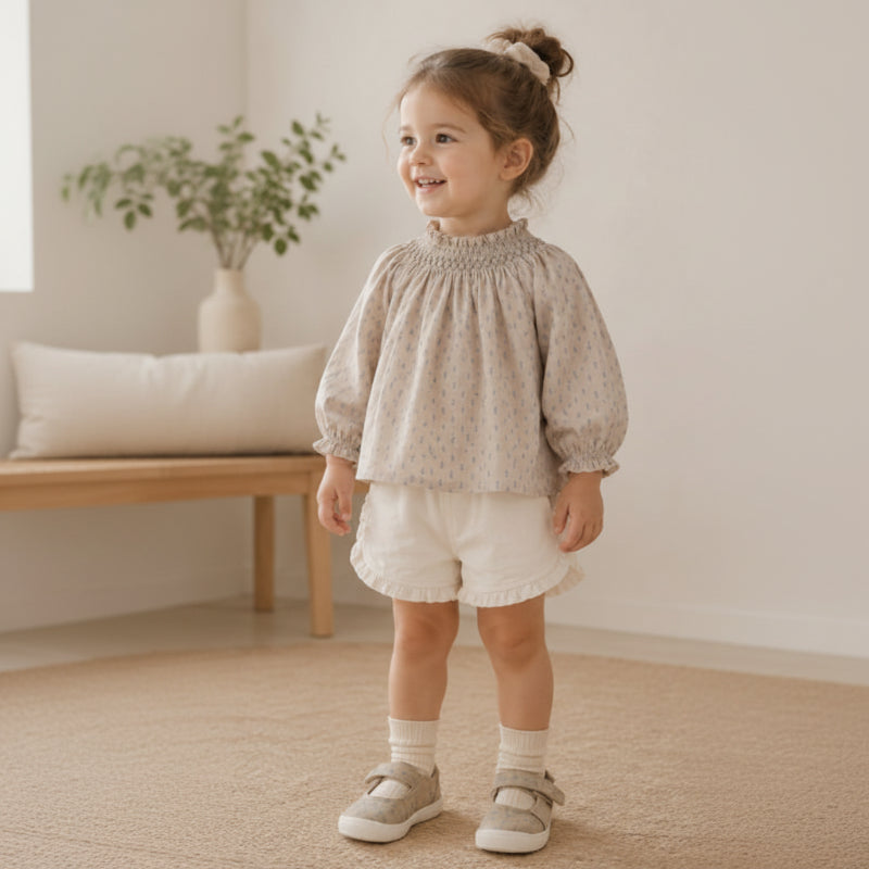 Cotton Shirt & Shorts – Lekkość i wygoda – letni zestaw odzieży dziecięcej