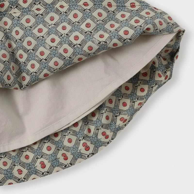Matching Set – Wygodne i z nadrukiem stokrotek – bloomerki, spódniczka i bluzka