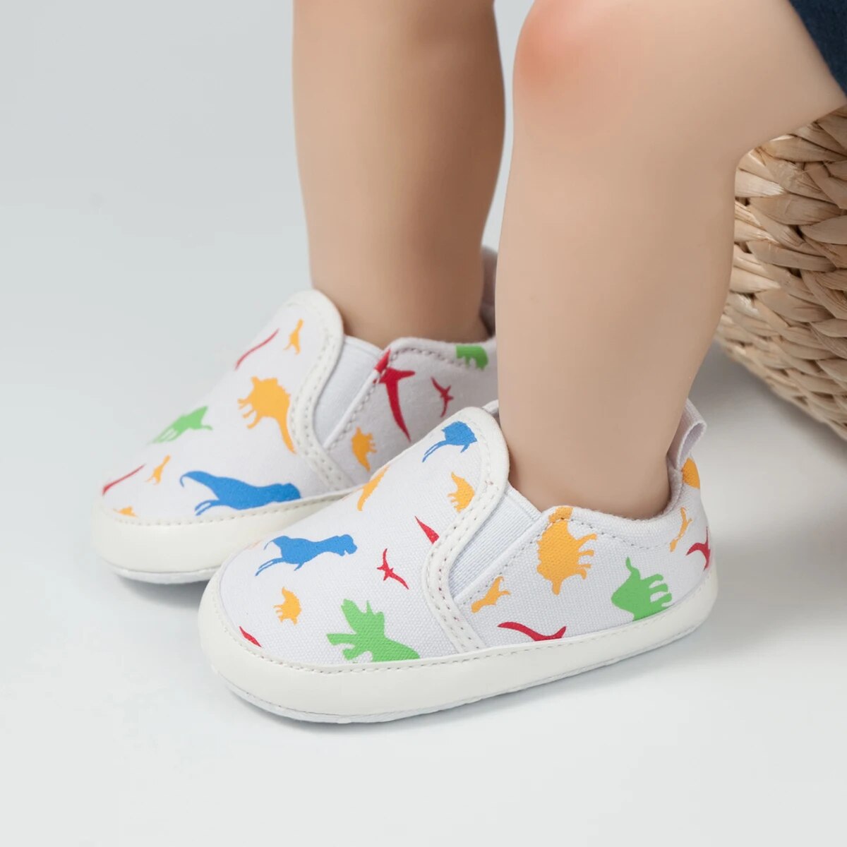 TinySteps – Bezpieczne i zabawne – antypoślizgowe trampki dla niemowląt