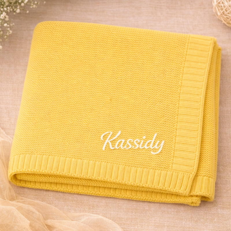Personalized Baby Blanket – Miękki i wyjątkowy – bawełniany koc z indywidualnym haftem