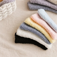 Thumbnail for SnuggleBoo – Ciepłe i miękkie – polarowe skarpetki dla niemowląt