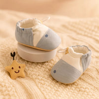 Thumbnail for TinyTrend – Modne i lekkie – buciki dla noworodków