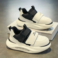 Thumbnail for KidStride – Modne i funkcjonalne – trampki z rzepami