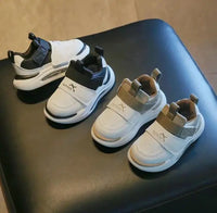 Thumbnail for KidStride – Modne i funkcjonalne – trampki z rzepami