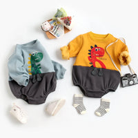 Thumbnail for Mini Fashion – Weicher Fleece-Strampler mit Dino-Aufdruck
