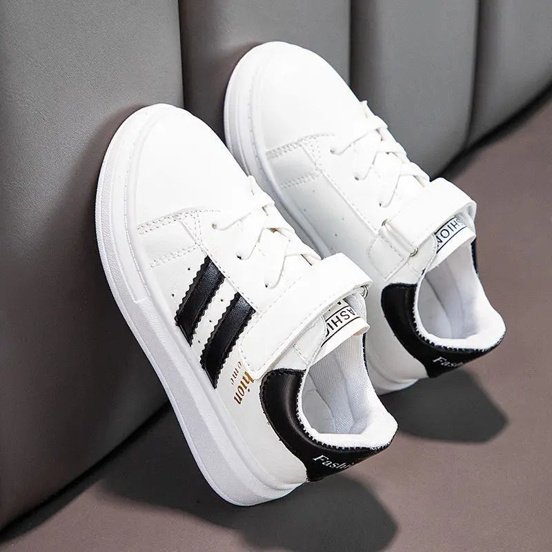 UrbanFlex – Solidne i wygodne – białe trampki