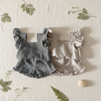 Thumbnail for Girls Ruffle Tee – Lekki i uroczy – zestaw ubrań dla dzieci