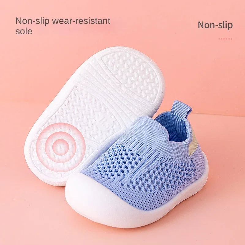 HappyFeet Comfy™ - Antypoślizgowe buciki - Trampki dziecięce