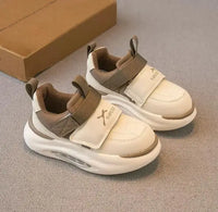 Thumbnail for KidStride – Modne i funkcjonalne – trampki z rzepami