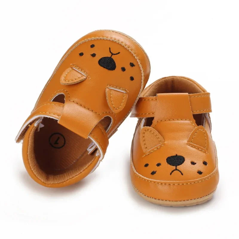 Mini Fashion - Miękkie pierwsze kroki – dziecięce buciki ze zwierzętami