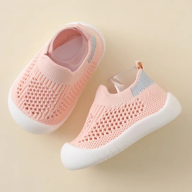 HappyFeet Comfy™ - Antypoślizgowe buciki - Trampki dziecięce