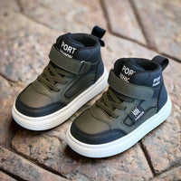 Thumbnail for CoolKicks – Wygodne i elastyczne – wysokie trampki